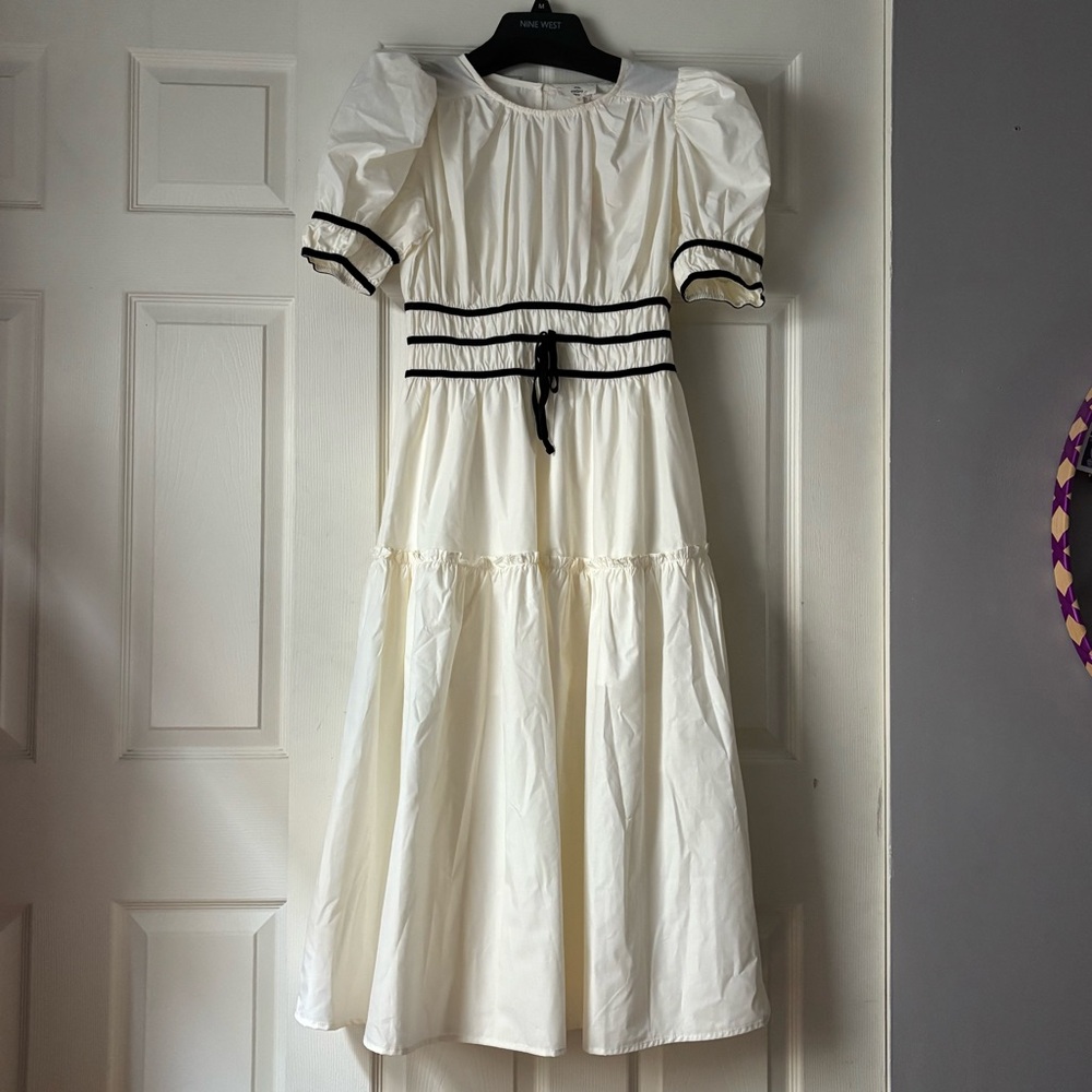 Entro Ivory Dress with Black Trim